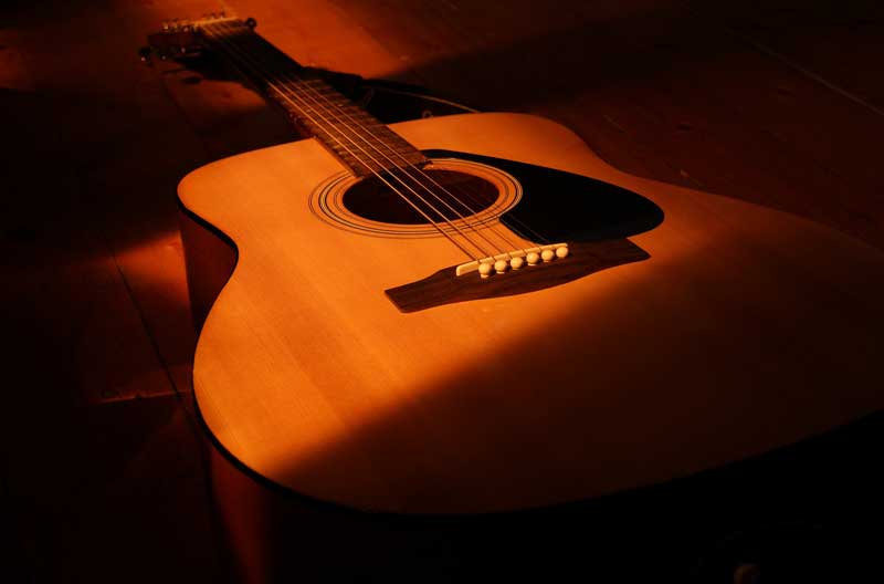 Guitarra española | Foto: aromavit para Pixabay