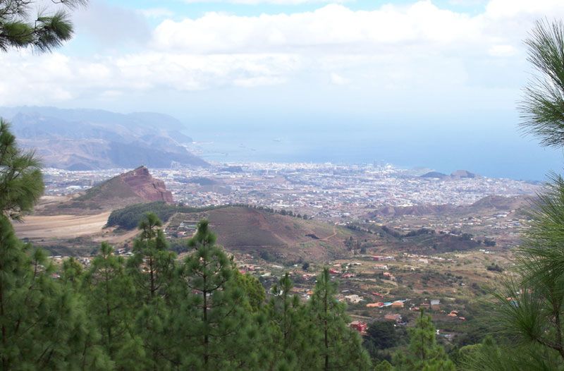 Vista de Santa Cruz de Tenerife en el ascenso al Teide | Foto: David Fernández