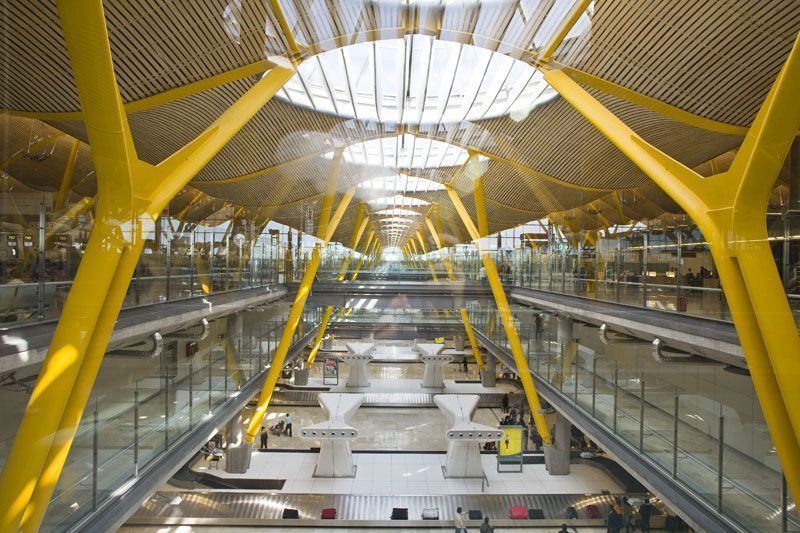 Zona de equipajes de la Terminal 4 del Aeropuerto de Madrid-Barajas | Foto: Madrid Visitors and Convention Bureau