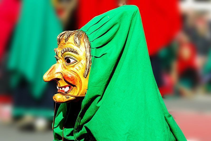 Tiempo de máscaras y disfraces en el carnaval | Foto: Kheinz46 en Pixabay