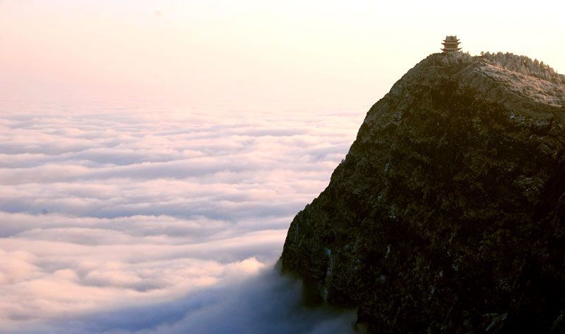 Monte Emei, en la prefectura de Emeishan, en la región china de Sichuán | Foto: Sichuan Turismo