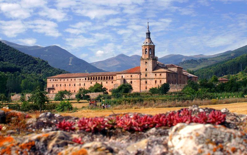 Vista del Monasterio de Yuso en San Millán de la Cogolla | Foto: Turismo de la Rioja