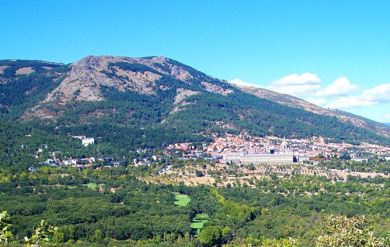 San Lorenzo de El Escorial visto desde la Silla de Felipe II