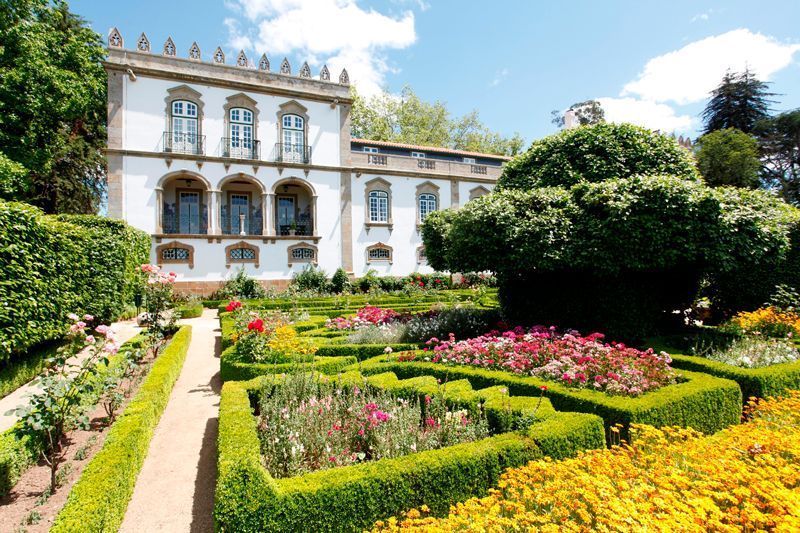 Fachada del Parador Casa da Insúa | Foto: Paradores