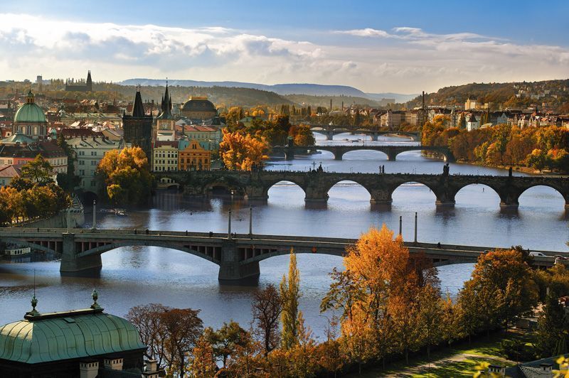 Vista de la ciudad de Praga y de sus diversos puentes | Foto: Libor Sváček para la Oficina de Turismo de República Checa