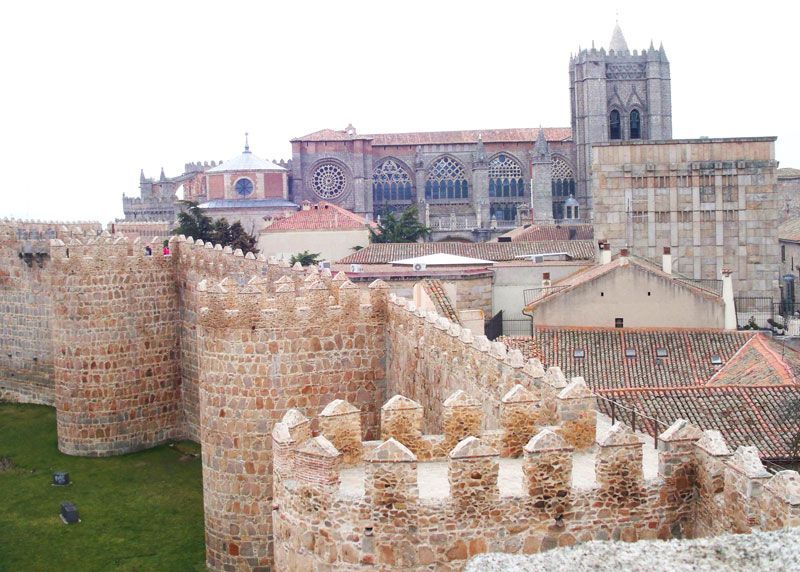 Muralla y catedral de Ávila | Foto: David Fernández