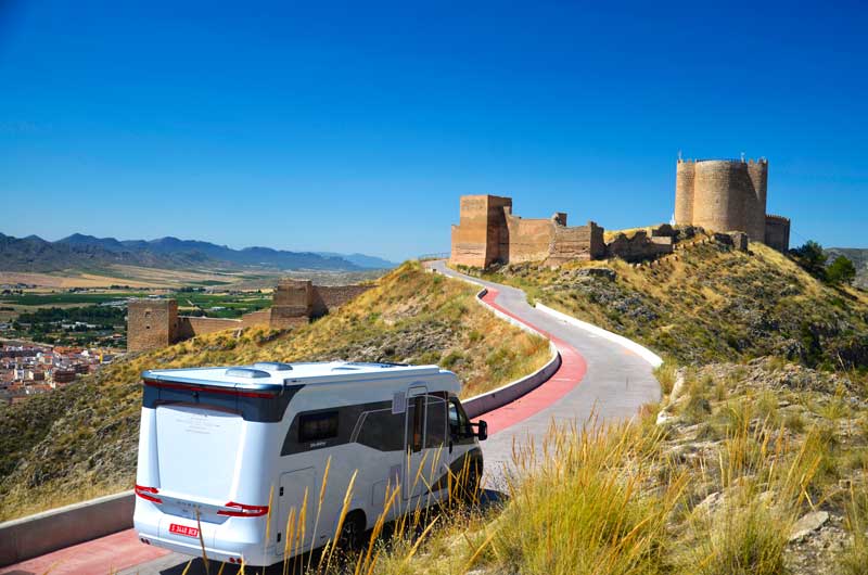 Autocaravana en un lugar turístico | Foto: