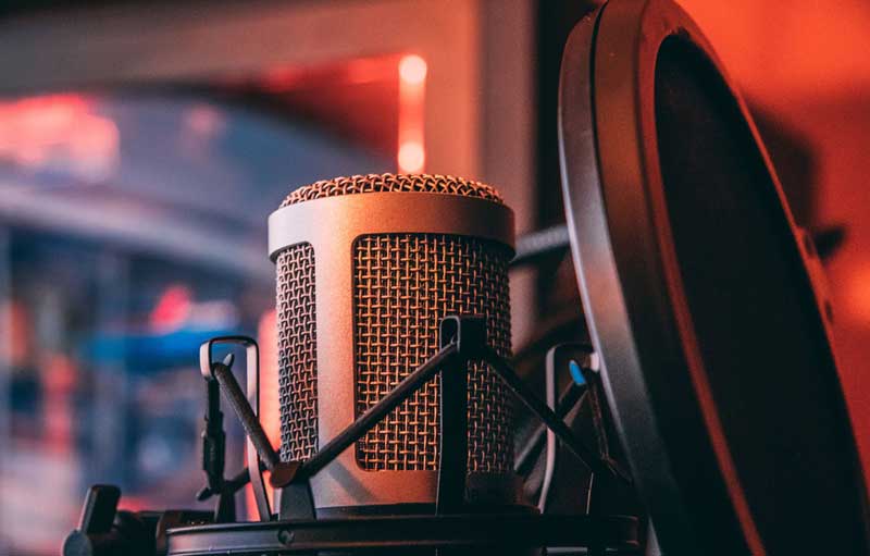 Grabación del podcast en un estudio